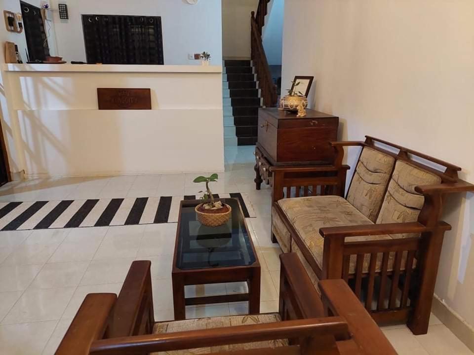 Kingcity Resort Anuradhapura Exterior foto