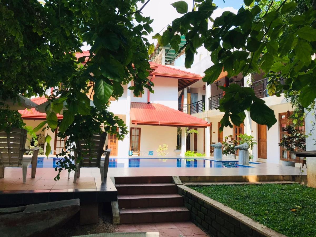 Kingcity Resort Anuradhapura Exterior foto